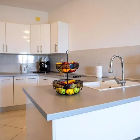 Ivana - Sea View With Garage Appartement Makarska